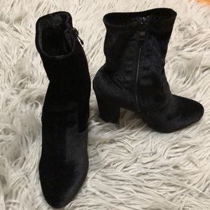 Black velvet sock bootie with zipper